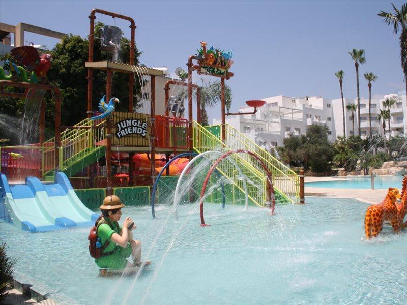 Apartamentos Mayfair Gardens Paphos Exterior foto