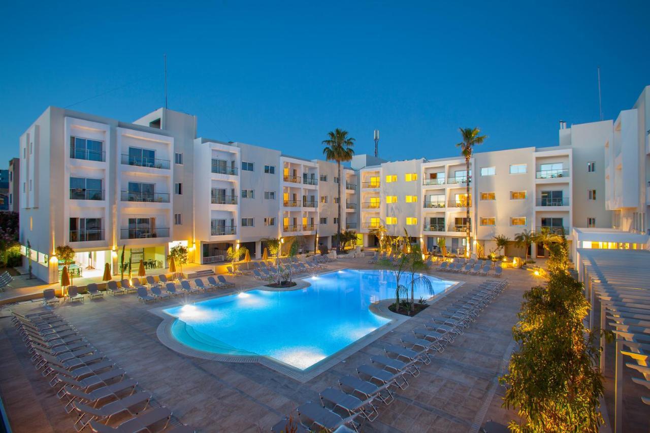 Apartamentos Mayfair Gardens Paphos Exterior foto
