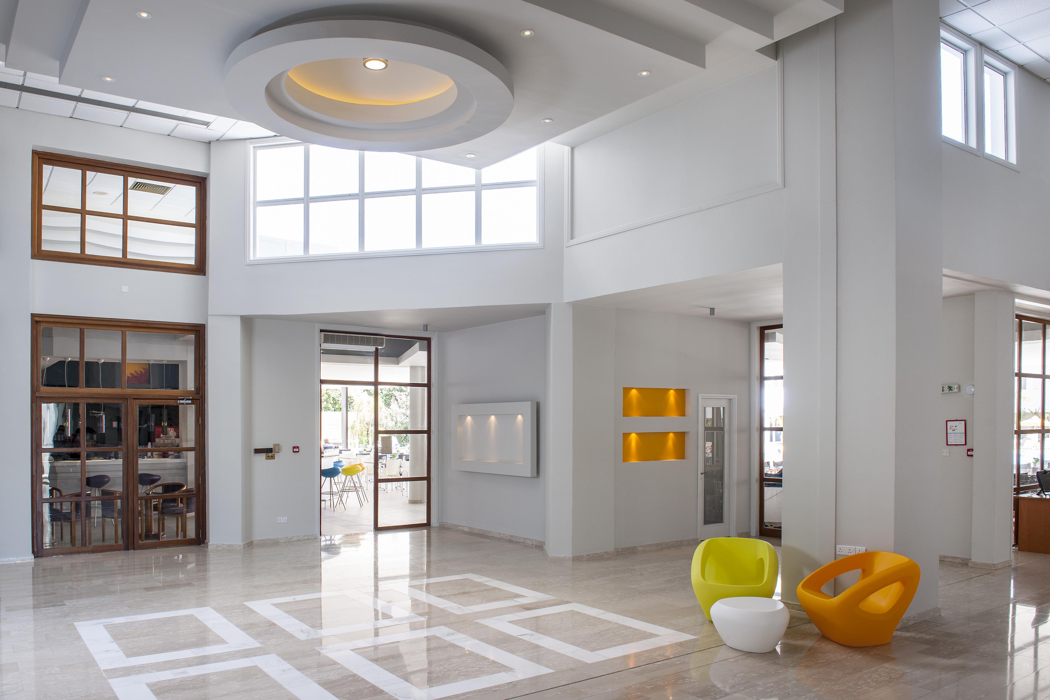 Apartamentos Mayfair Gardens Paphos Exterior foto
