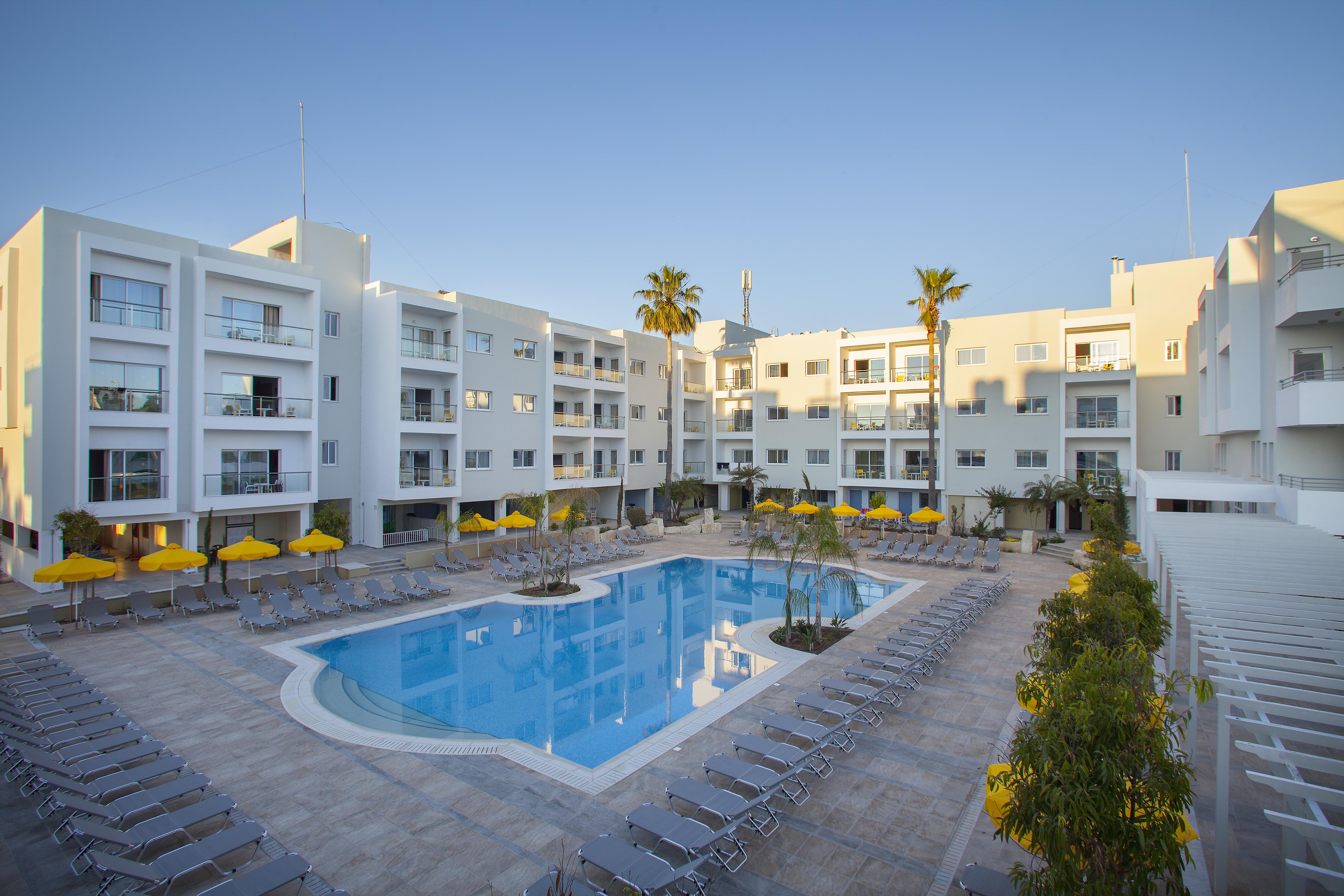 Apartamentos Mayfair Gardens Paphos Exterior foto