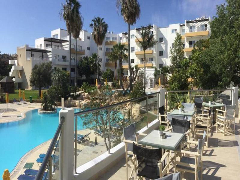 Apartamentos Mayfair Gardens Paphos Exterior foto